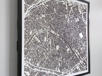Laden und Abspielen von Videos im Galerie-Viewer, Paris Street Carving Map
