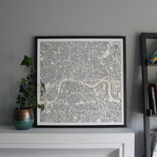 Lade das Bild in den Galerie-Viewer, London Street Carving Map (Sold Out)
